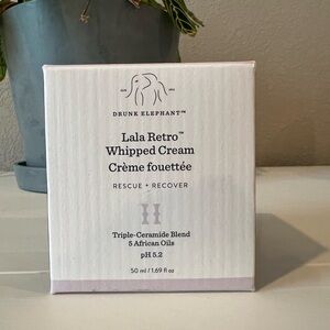 Drunk Elephant Lala Retro Whipped Cream Box